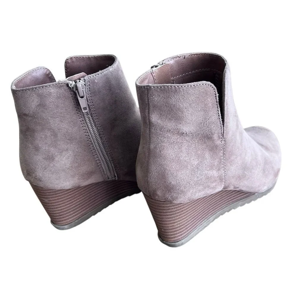 Style & Co Haidynn Taupe Suede Wedge Ankle Boots Zip Booties Women’s 7